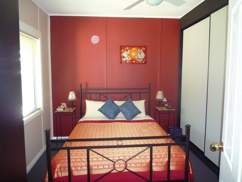 8 Bath Street, Manjimup WA 6258