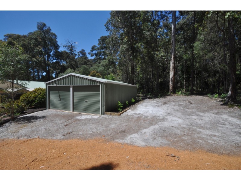 33 Karri Lane, Quinninup WA 6258