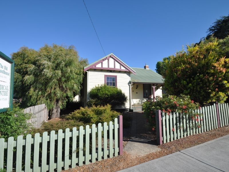 27 Brockman Street, Pemberton WA 6260