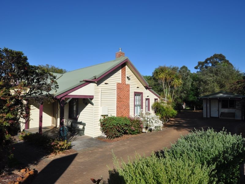 27 Brockman Street, Pemberton WA 6260