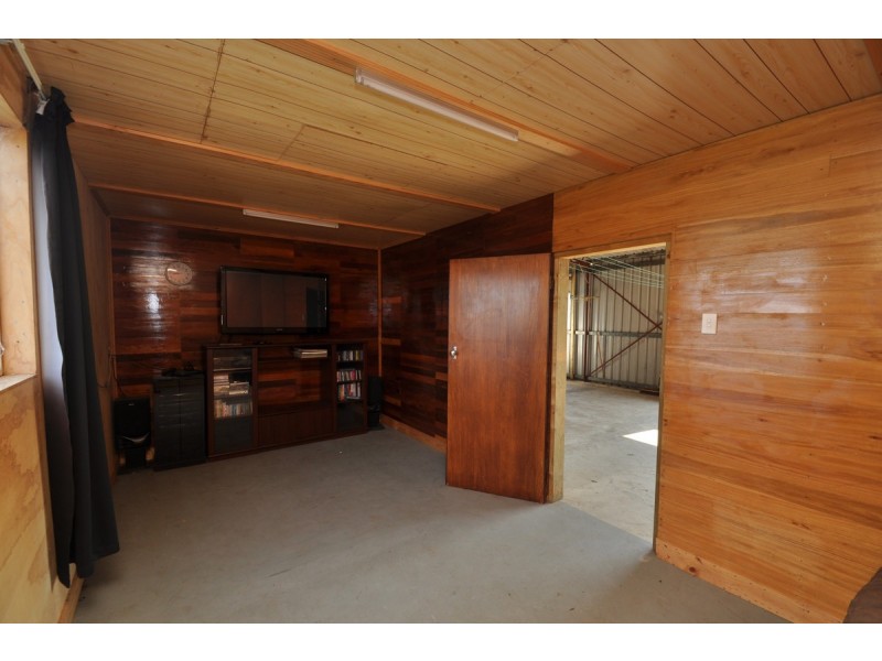 32 – 34 Karri Street, Manjimup WA 6258