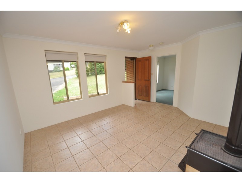 4 Ellis Street, Pemberton WA 6260