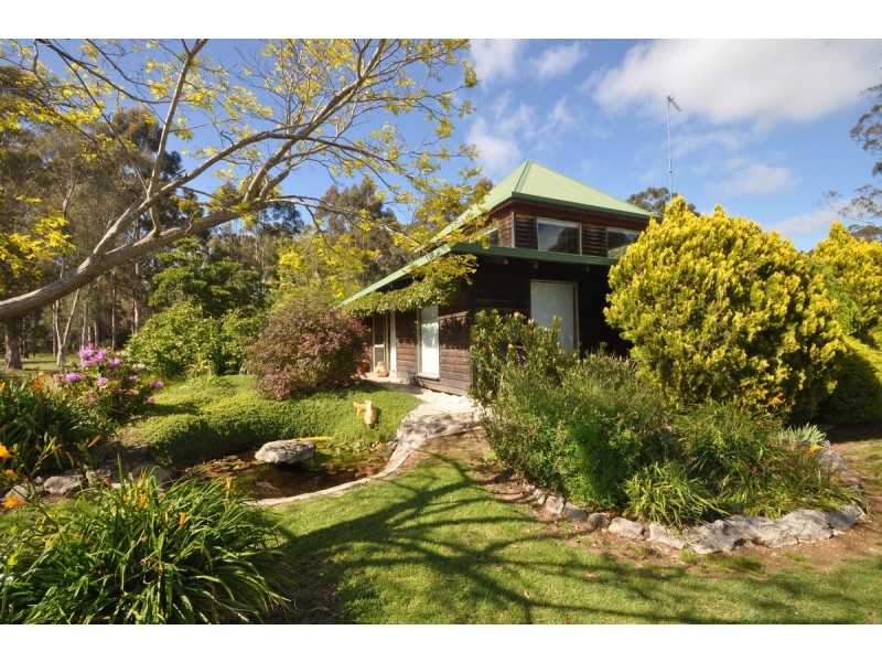 27 Clarrie Jones Place, Pemberton WA 6260