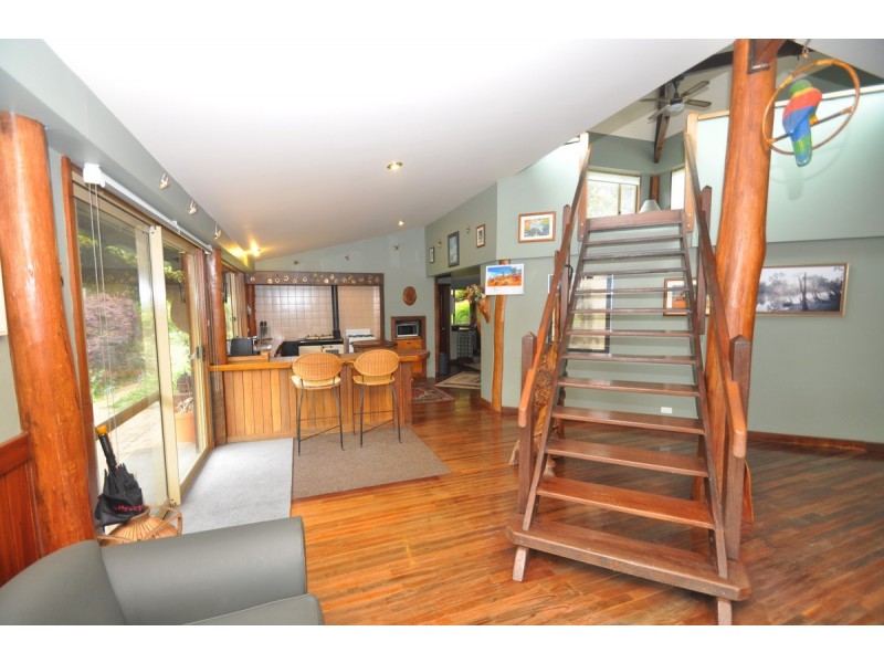 27 Clarrie Jones Place, Pemberton WA 6260