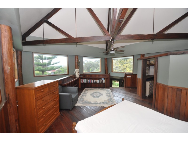 27 Clarrie Jones Place, Pemberton WA 6260