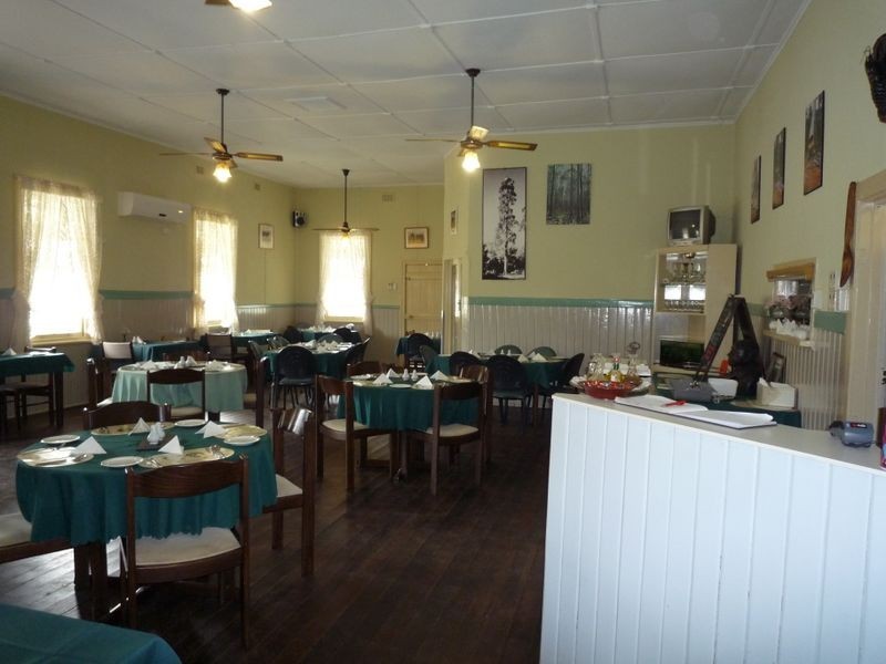 18 Brockman Street, Pemberton WA 6260