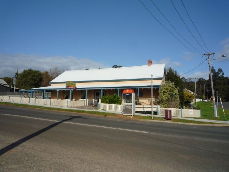 18 Brockman Street, Pemberton WA 6260