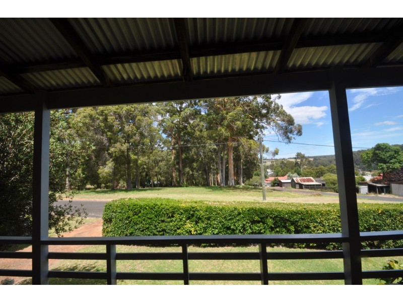 17 Kelly Street, Pemberton WA 6260