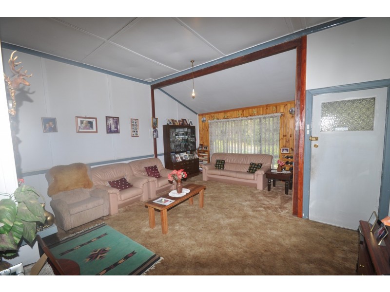 9 Lefroy Street, Pemberton WA 6260