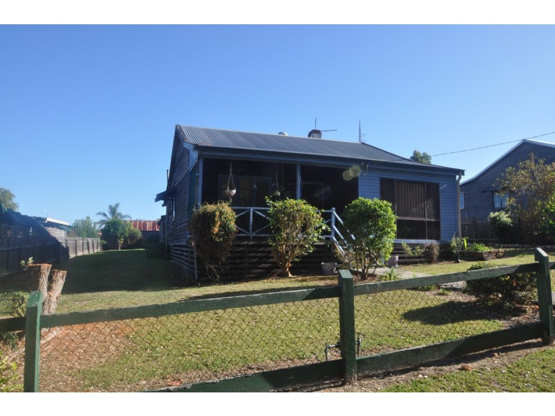 9 Lefroy Street, Pemberton WA 6260