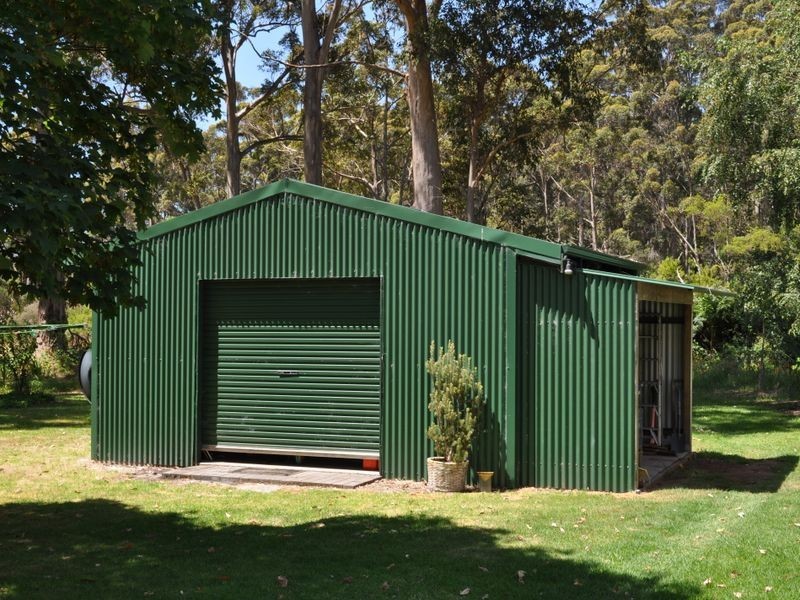 11 Dickinson Road, Pemberton WA 6260