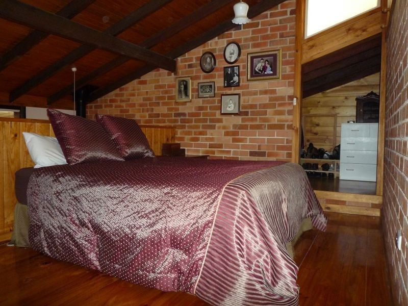 11 Dickinson Road, Pemberton WA 6260