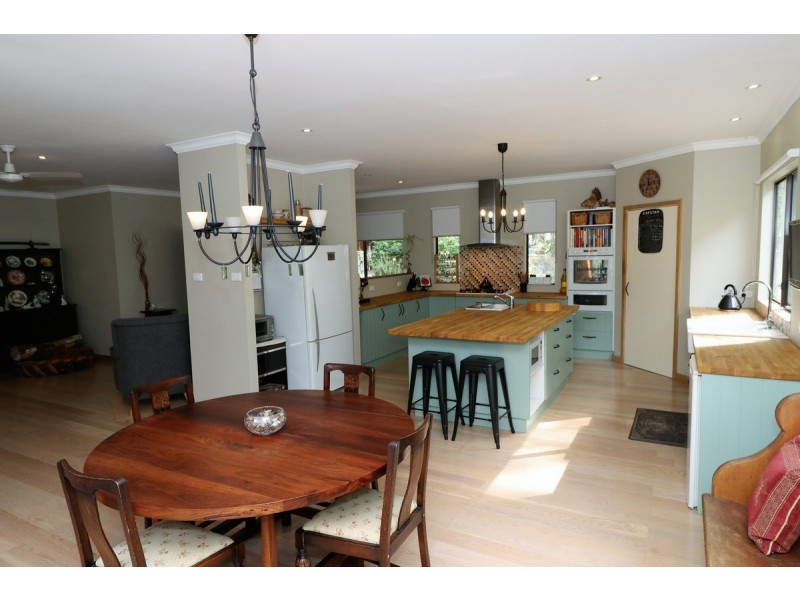 28 Woodgate Retreat, Manjimup WA 6258