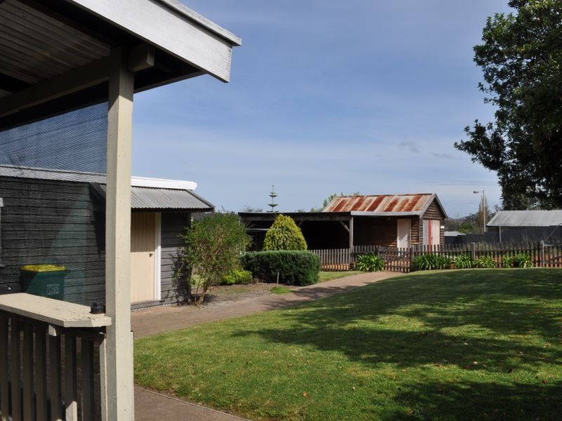 13 Lefroy Street, Pemberton WA 6260