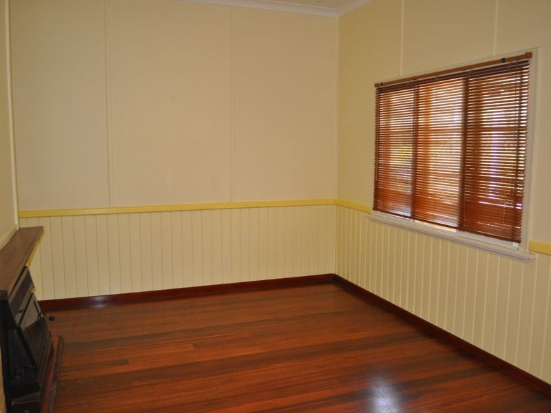 13 Lefroy Street, Pemberton WA 6260