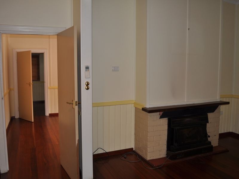 13 Lefroy Street, Pemberton WA 6260