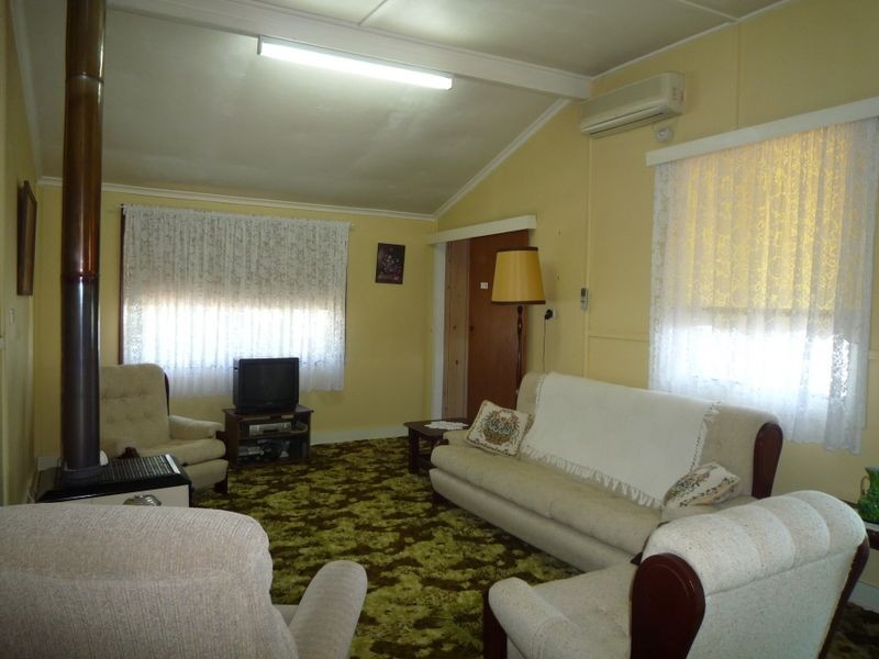 20 Guppy Street, Pemberton WA 6260