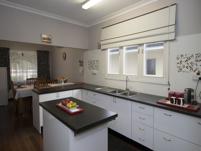 18 South Western Highway, Manjimup WA 6258