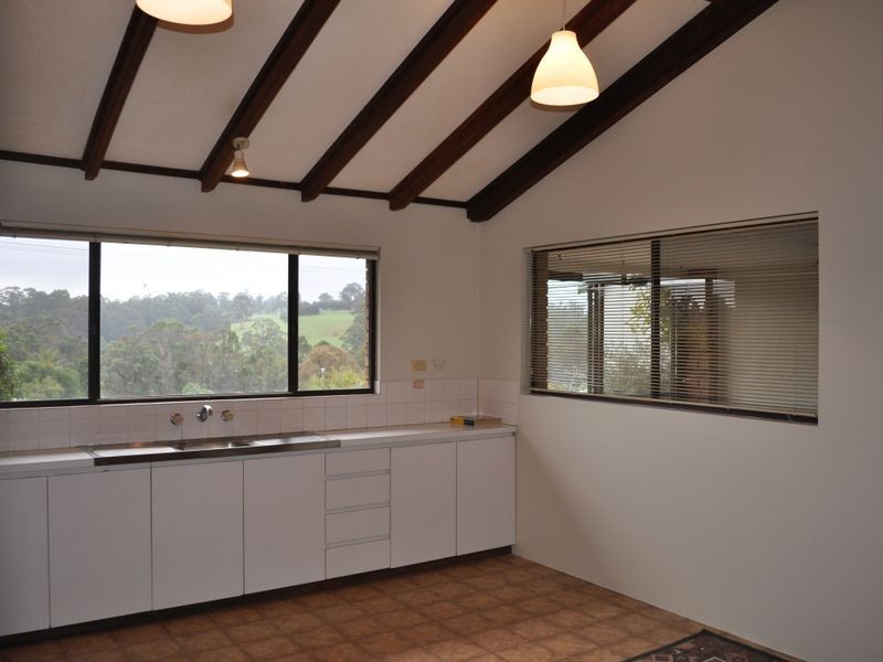 38 Guppy Street, Pemberton WA 6260