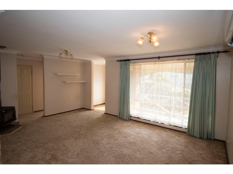 2/7 Collier Street, Manjimup WA 6258