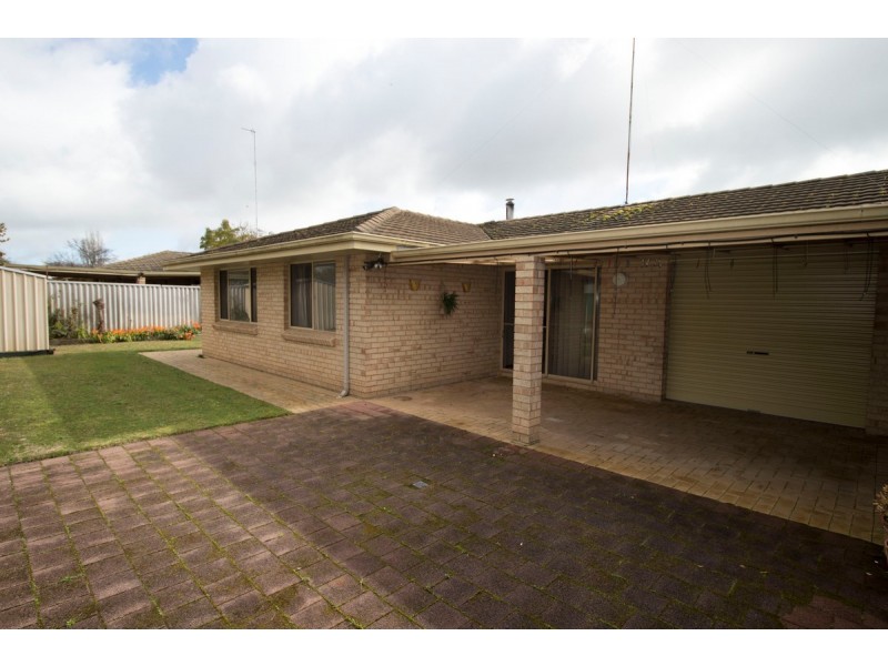 2/7 Collier Street, Manjimup WA 6258