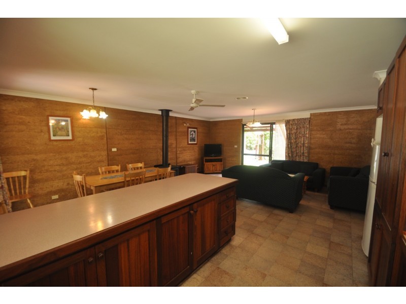 11/713 Pemberton-Northcliffe Road, Pemberton WA 6260