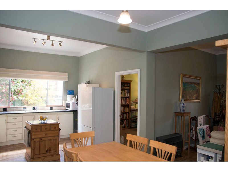 27 Ipsen Street, Manjimup WA 6258