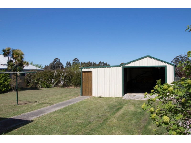 27 Ipsen Street, Manjimup WA 6258