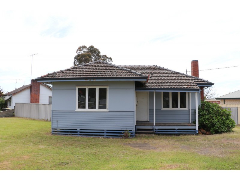 22 Clarke Street, Manjimup WA 6258