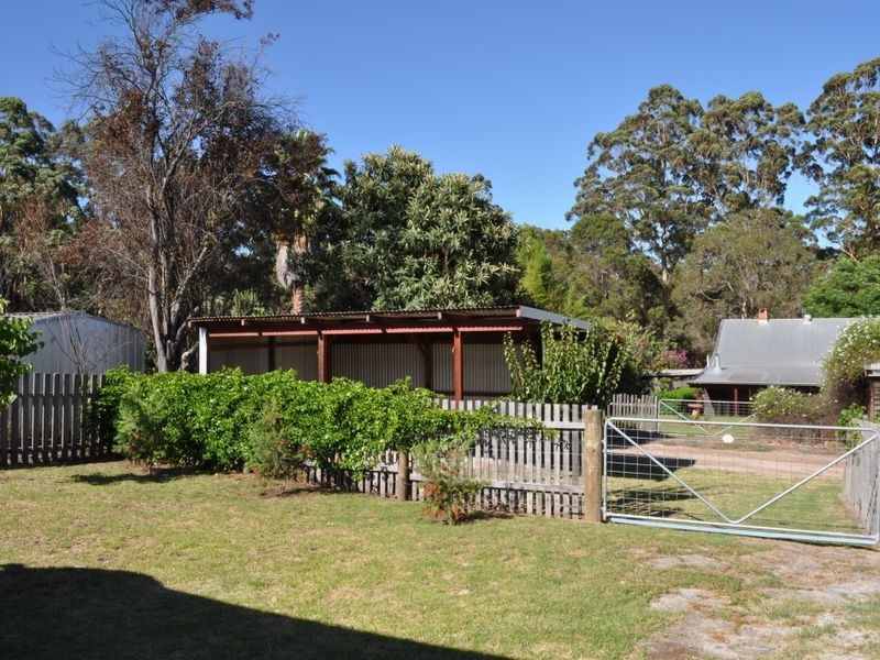 24 Dean Street, Pemberton WA 6260