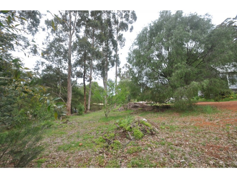 25 Ellis Street, Pemberton WA 6260