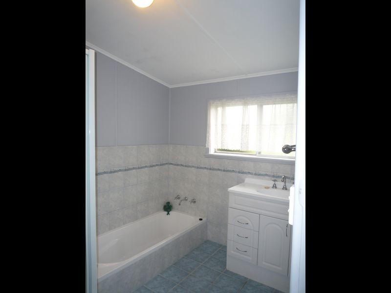 5 Bath Street, Manjimup WA 6258