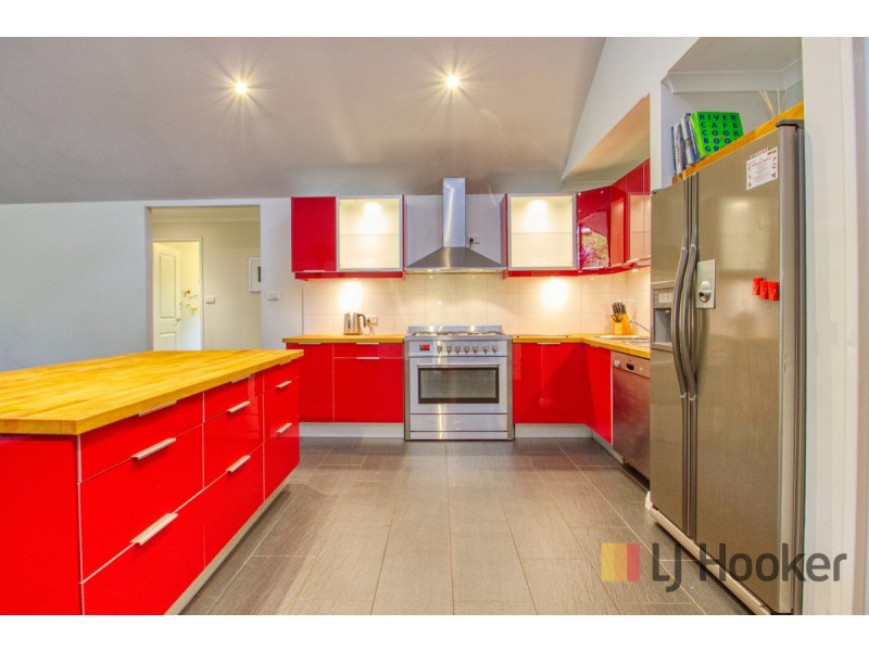 5 Wattlebird Grove, Pemberton WA 6260