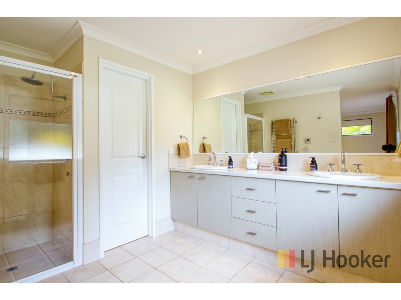 5 Wattlebird Grove, Pemberton WA 6260