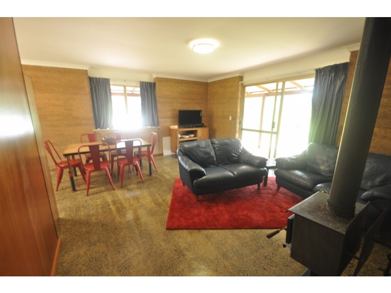 4/713 Pemberton-Northcliffe Road (Crowea), Pemberton WA 6260