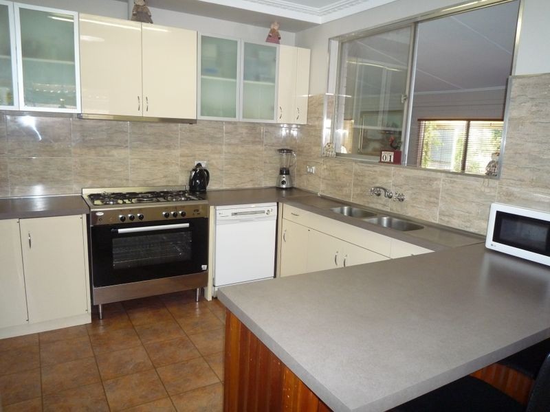 8 Wiseman Street, Manjimup WA 6258