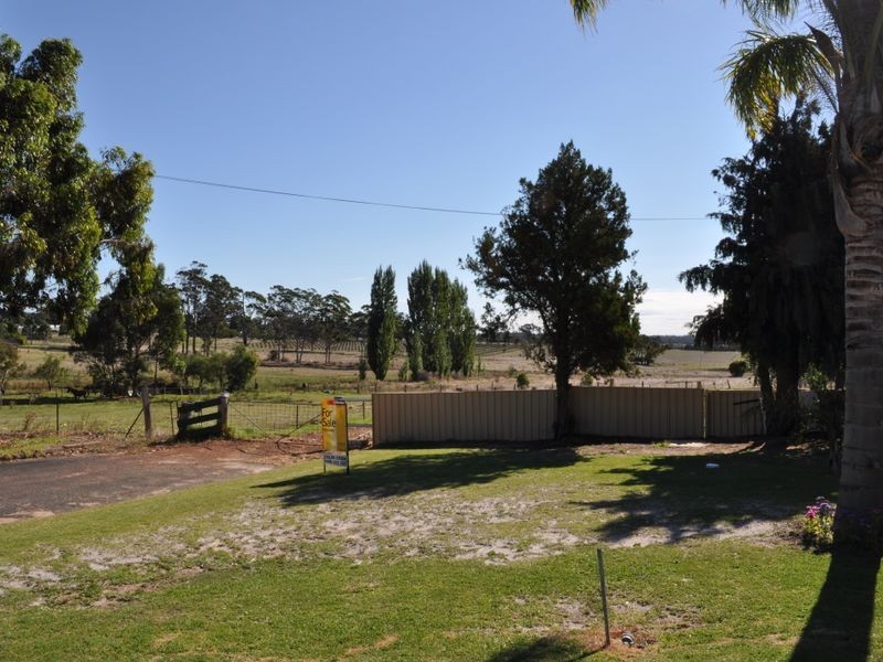 8 Wiseman Street, Manjimup WA 6258