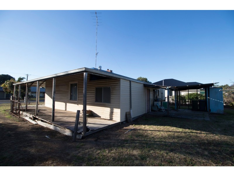 38 Somerville Street, Manjimup WA 6258