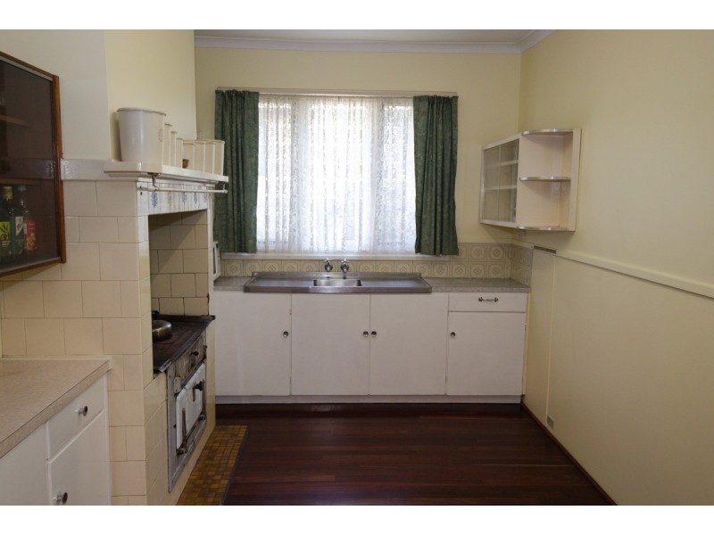 28 Somerville Street, Manjimup WA 6258