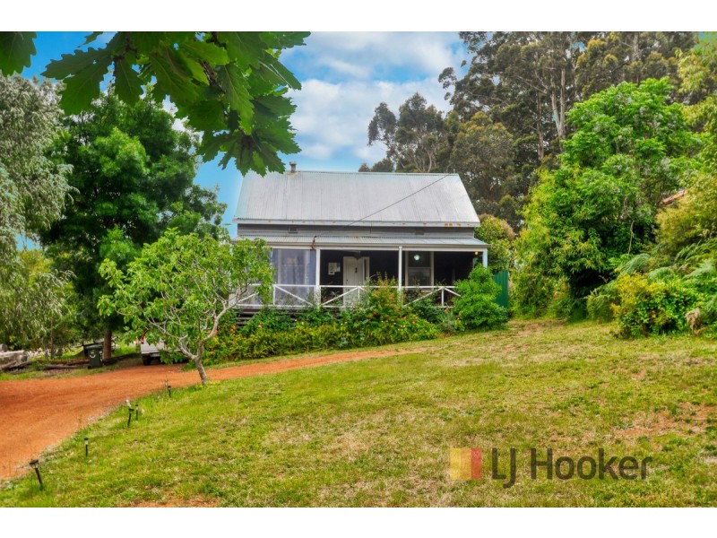 27 Ellis Street, Pemberton WA 6260