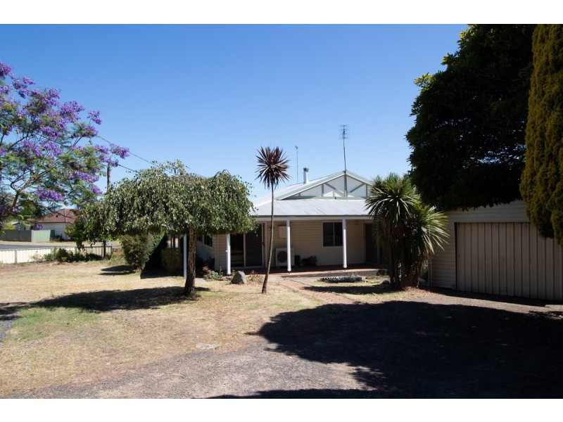 50 Mount Street, Manjimup WA 6258