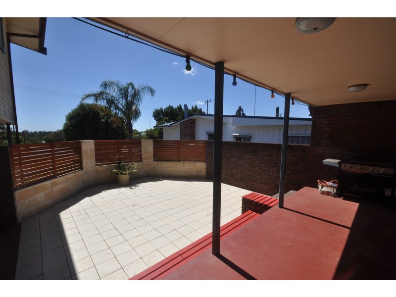 17 Graham Street, Manjimup WA 6258