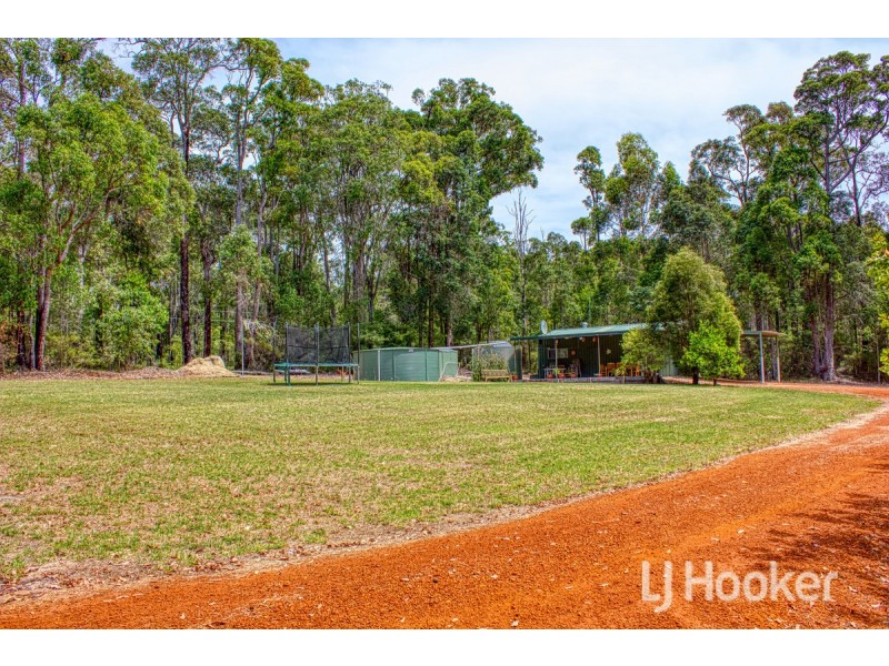 11 Wellburn Place, Pemberton WA 6260