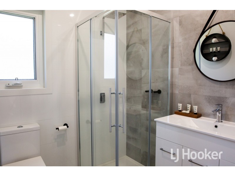 8 Pine Street, Pemberton WA 6260