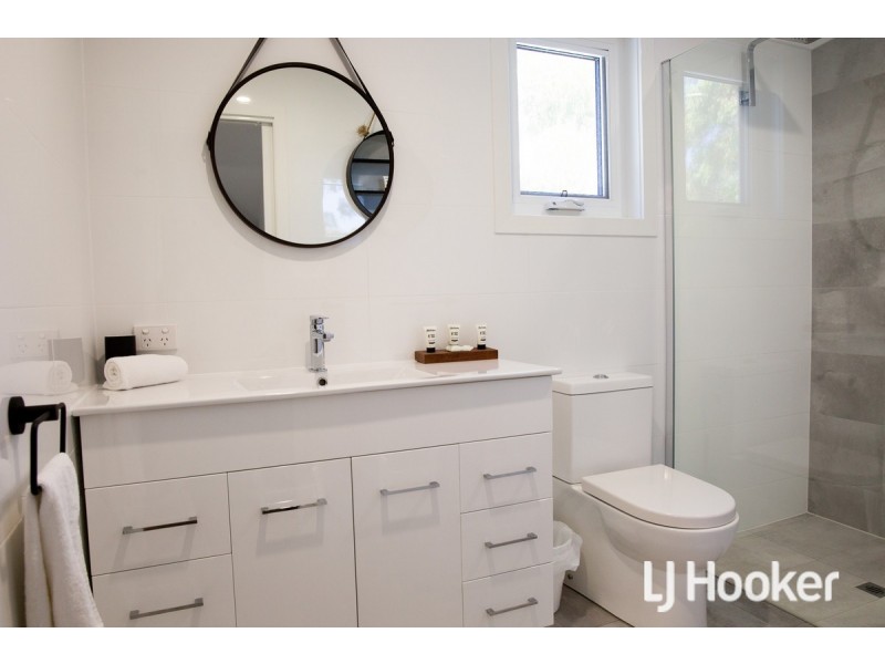 8 Pine Street, Pemberton WA 6260