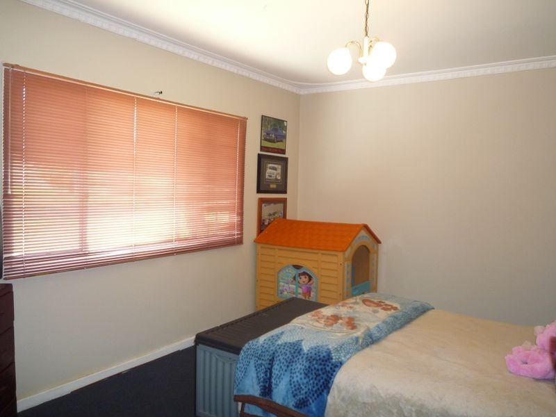 31 Moyes Street, Manjimup WA 6258