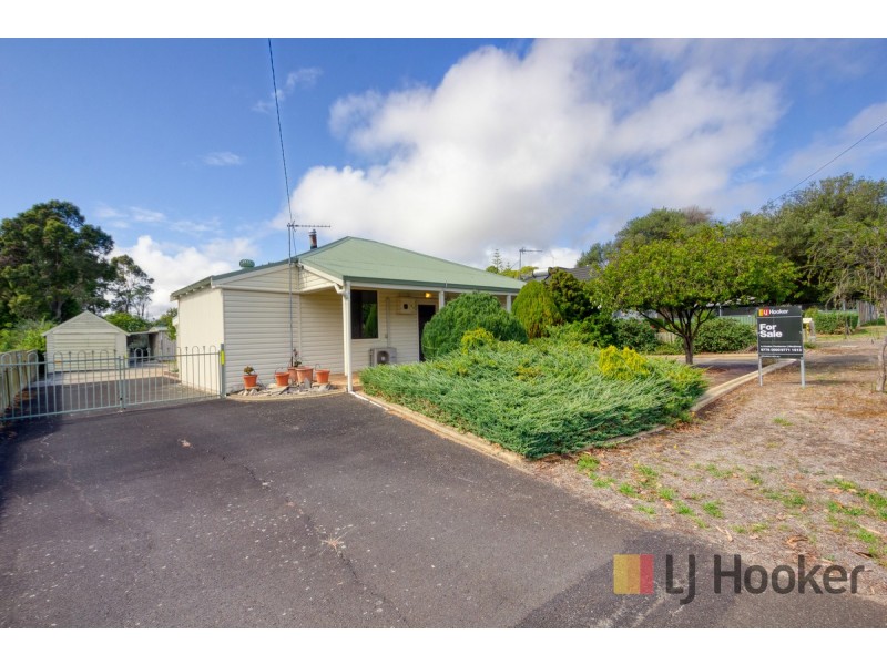 8 Doust Street, Manjimup WA 6258