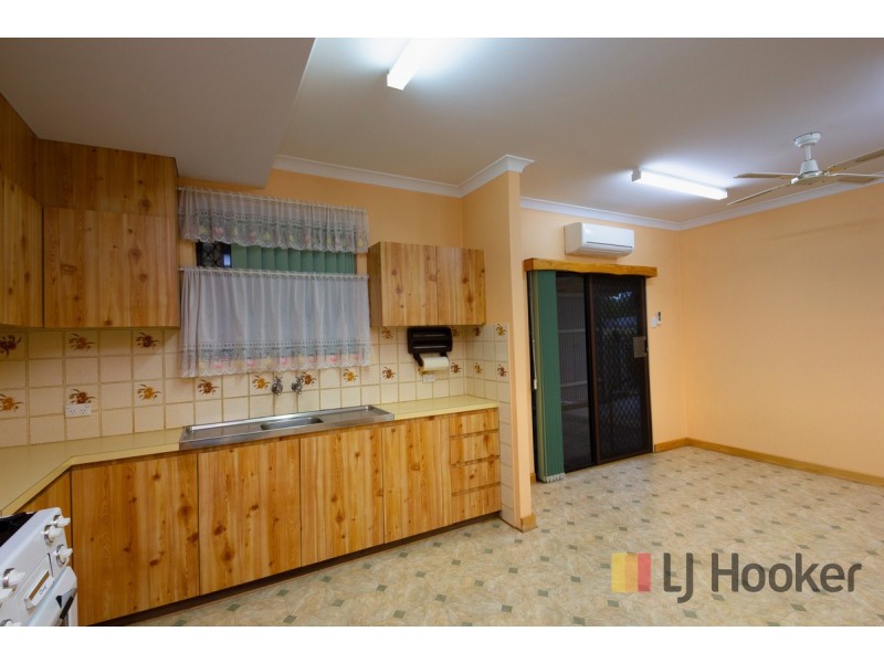8 Doust Street, Manjimup WA 6258