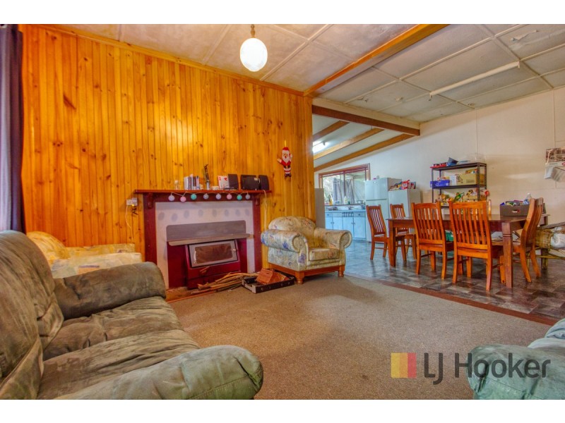 28 Guppy Street, Pemberton WA 6260