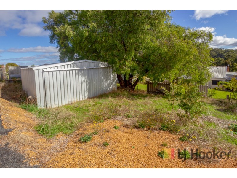 28 Guppy Street, Pemberton WA 6260
